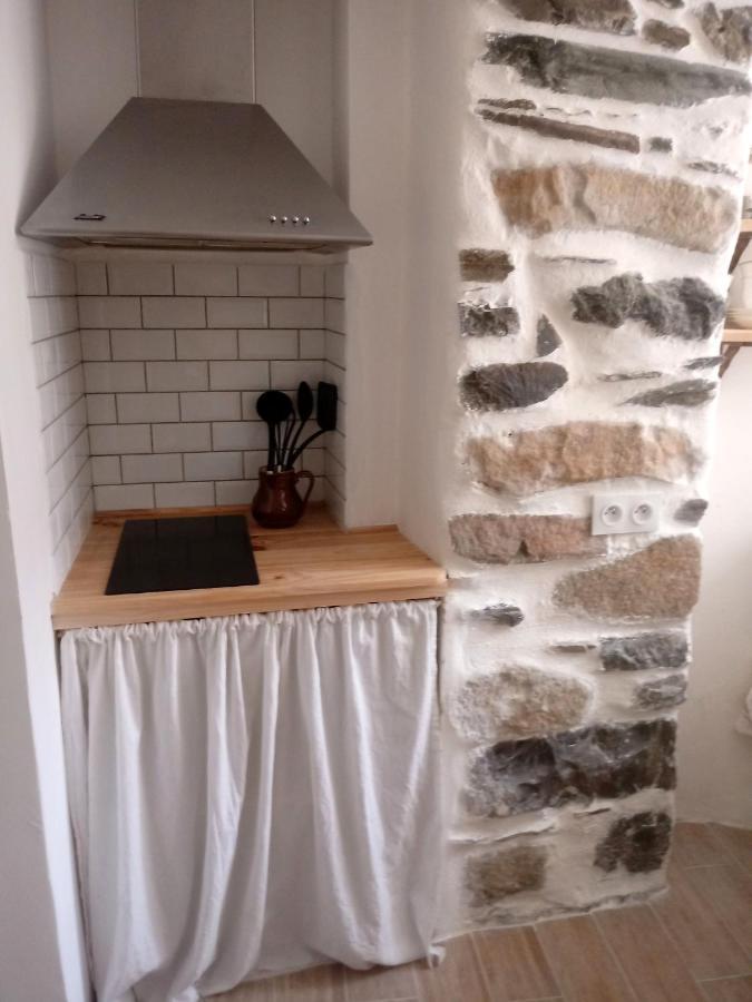Apartment Charmant Studio Dans L'ancienne Mairie Saint-Laurent-le-Minier